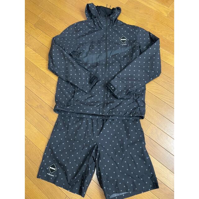 専用。NIKE fcrb コラボ　セットアップ　L