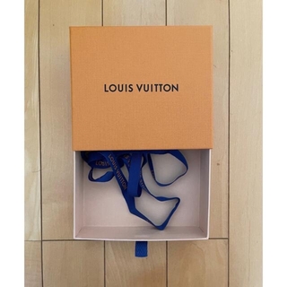 ルイヴィトン(LOUIS VUITTON)のルイヴィトン 財布購入時の箱＋リボン＋ショッパー＋布袋　(その他)