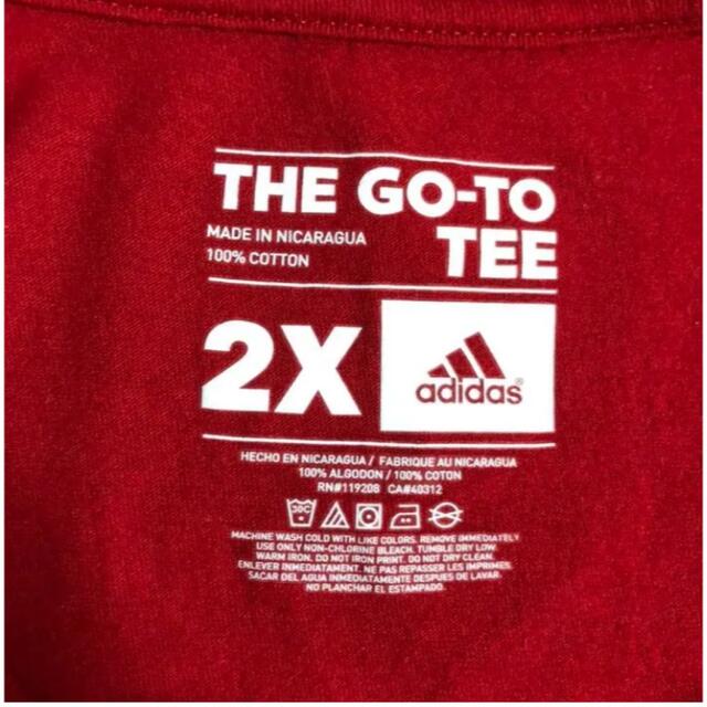 adidas(アディダス)のレア アディダス レッド カレッジプリント ヴィンテージ Tシャツ 3XLサイズ メンズのトップス(Tシャツ/カットソー(半袖/袖なし))の商品写真