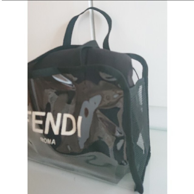 FENDI(フェンディ)のレア！FENDI黒保存袋 レディースのバッグ(ショップ袋)の商品写真