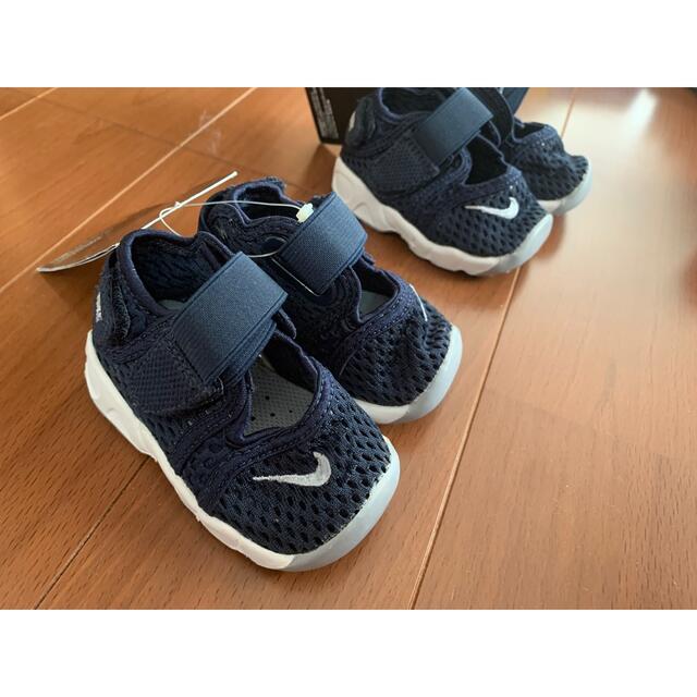 NIKE(ナイキ)のナイキ　リトルリフト　ベビーシューズ　 キッズ/ベビー/マタニティのベビー靴/シューズ(~14cm)(スニーカー)の商品写真