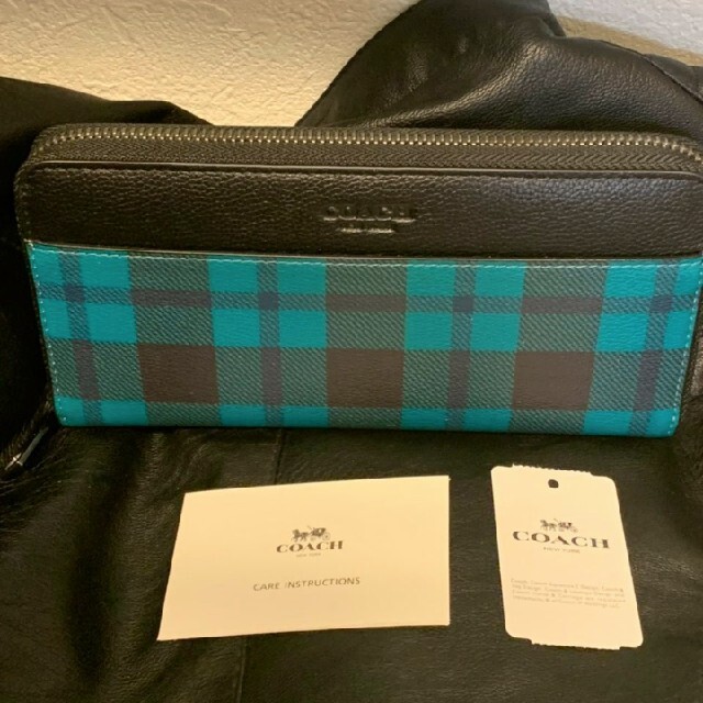 COACH(コーチ)の新品　未使用　COACH　長財布　チェック　グリーン　緑　ラウンドファスナー メンズのファッション小物(長財布)の商品写真