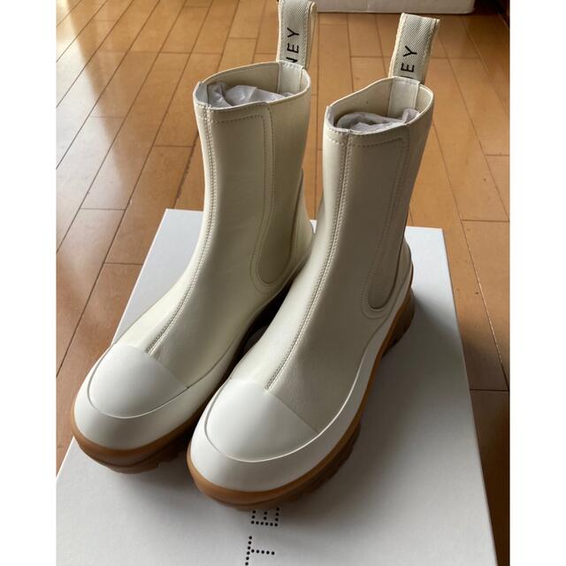 Stella McCartney(ステラマッカートニー)の新品　ステラマッカートニー　ブーツ レディースの靴/シューズ(ブーツ)の商品写真