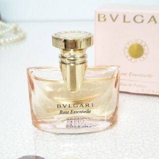 「【BVLGARI】ブルガリ香水 ミニボトル」に近い商品