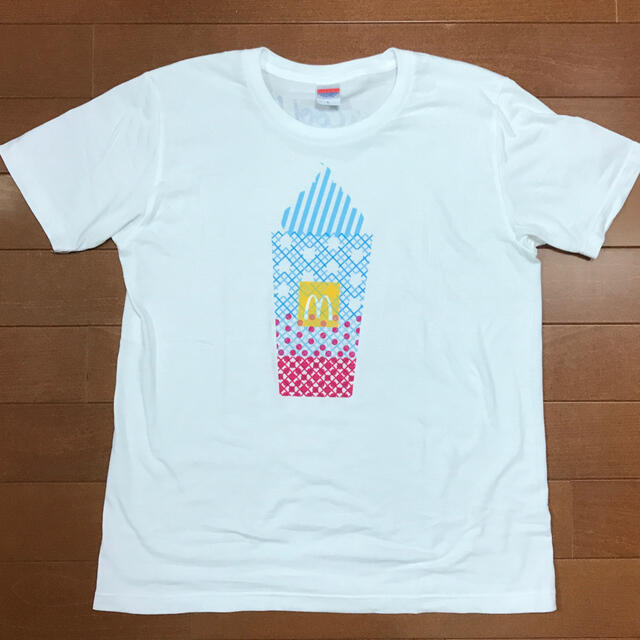 マクドナルド(マクドナルド)のマクドナルドTシャツ　マックフロート  Ｌサイズ メンズのトップス(Tシャツ/カットソー(半袖/袖なし))の商品写真