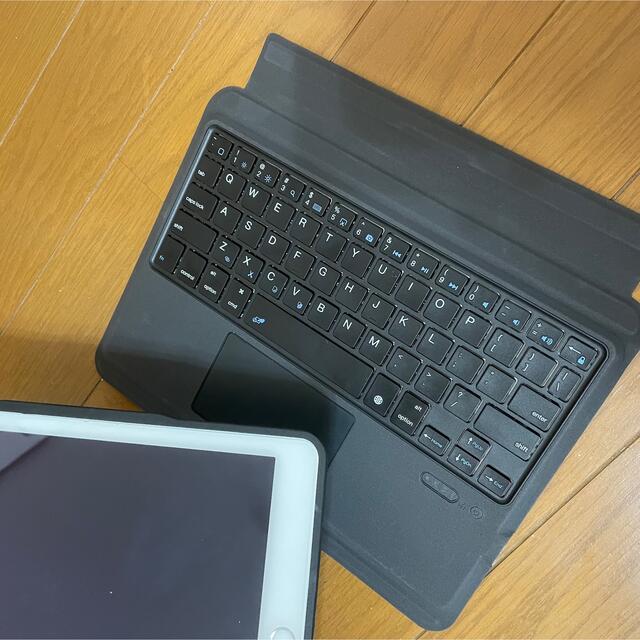 iPad - 週末限定値下げ キーボード ケース付き iPad Air2 64gb ...