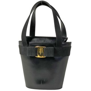 サルヴァトーレフェラガモ(Salvatore Ferragamo)のサルヴァトーレフェラガモ ヴァラリボン ハンドバッグ レディース 【中古】(ハンドバッグ)