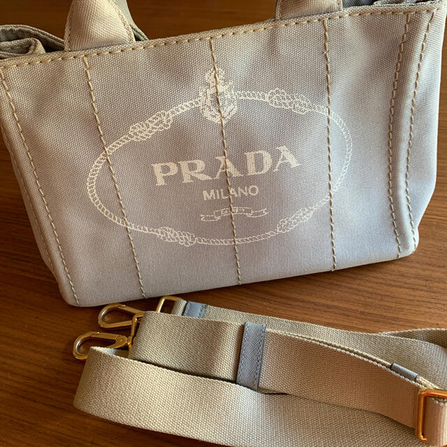 PRADA かナパ 確実正規品 - ハンドバッグ