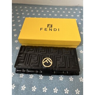 フェンディ 長財布(メンズ)の通販 300点以上 | FENDIのメンズを買う 