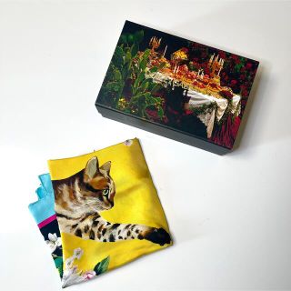 ドルチェアンドガッバーナ(DOLCE&GABBANA)のDolce&Gabbana猫柄　スカーフ　新品　70x70 ドルガバ(バンダナ/スカーフ)