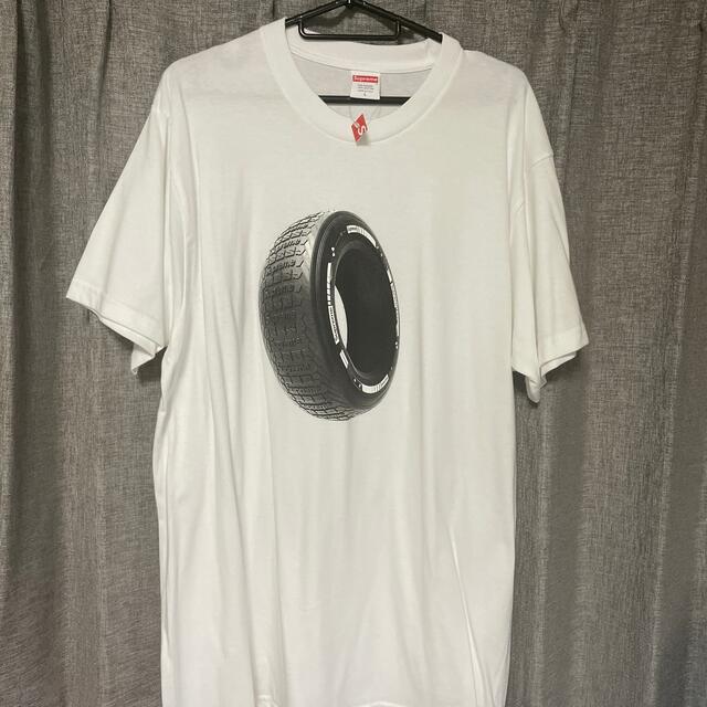 supreme tire tee