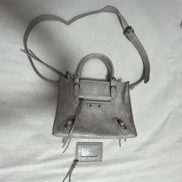 BALENCIAGA ペーパーミニ風 バッグ レディースのバッグ(ハンドバッグ)の商品写真