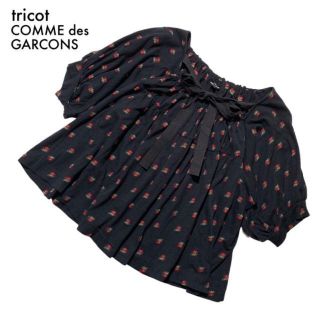 コムデギャルソン(COMME des GARCONS)の美品トリコ コムデギャルソン プルオーバーブラウス 黒 花柄 リボンデザイン S(Tシャツ(半袖/袖なし))