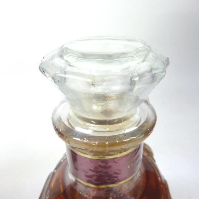 未開封☆Crown Royal【クラウンローヤル】 XR 750ml 巾着付 箱付【中古