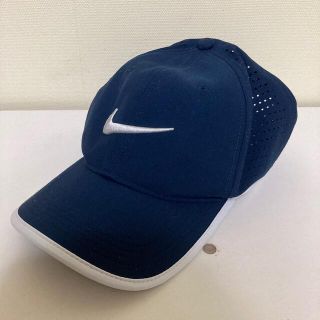 ナイキ(NIKE)のナイキ　NIKE  キャップ　帽子　紺色(キャップ)