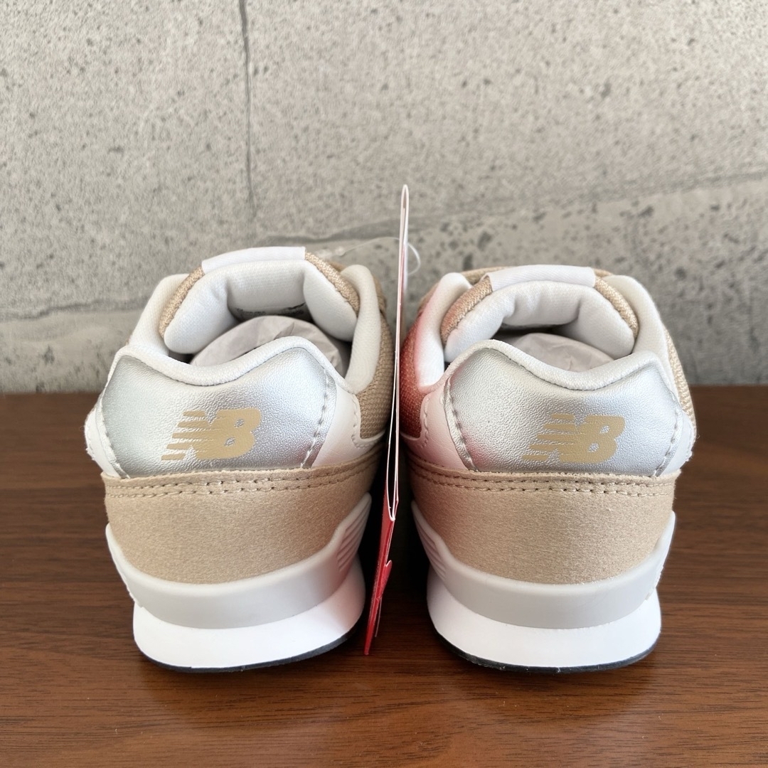 New Balance - 【新品】14.5センチ ベージュ ニューバランス New Balance - 【新品】14.5センチ ベージュ ニューバランス