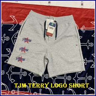 トミーヒルフィガー(TOMMY HILFIGER)のTJM TERRY LOGO SHORT　グレー　Sサイズ(ショートパンツ)