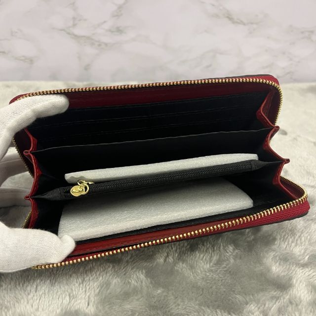 最新品安い 長財布 赤 ワニ 本革 財布の通販 by ヒロ's shop