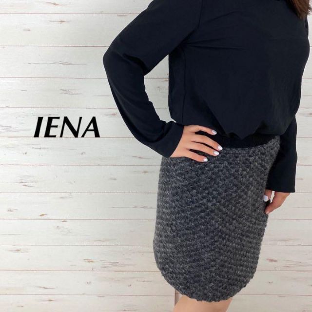 IENA(イエナ)のIENA イエナ モヘア混 タイト ニットスカート グレー レディースのスカート(ミニスカート)の商品写真