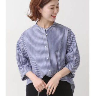 スピックアンドスパン(Spick & Span)のSpick and Span パールボタンギャザースリーブシャツ(シャツ/ブラウス(半袖/袖なし))