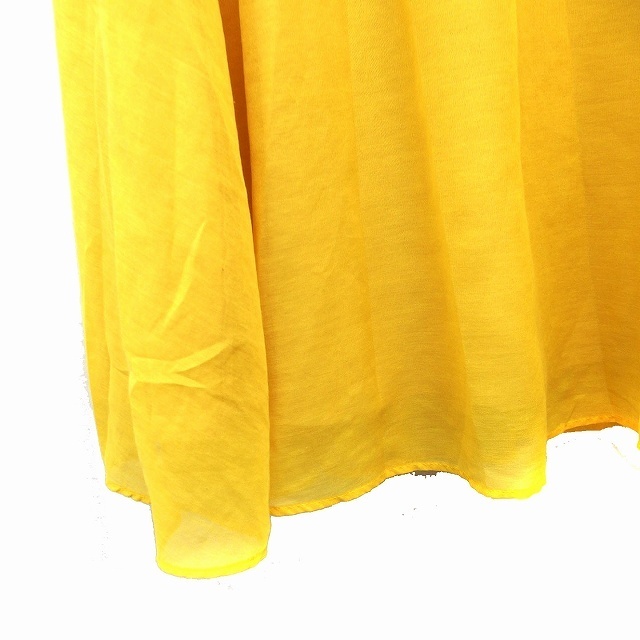 Rouge vif(ルージュヴィフ)のルージュヴィフ Rouge vif フレア スカート ミモレ丈 ロング 無地 黄 レディースのスカート(ロングスカート)の商品写真