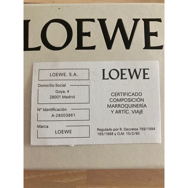 お値下げ♡新品・未使用　LOEWE ブローチ　シルバー 3