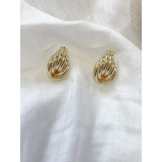 ゴールドピアス(ピアス)