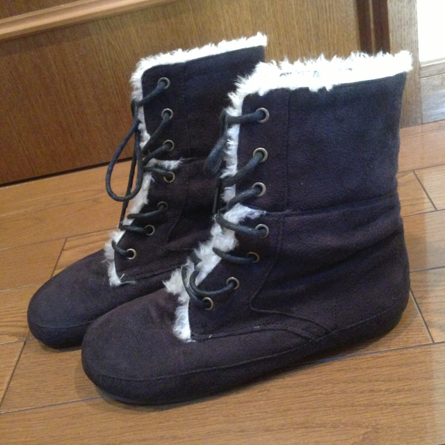 E hyphen world gallery(イーハイフンワールドギャラリー)のファー ブーツ☆ レディースの靴/シューズ(ブーツ)の商品写真
