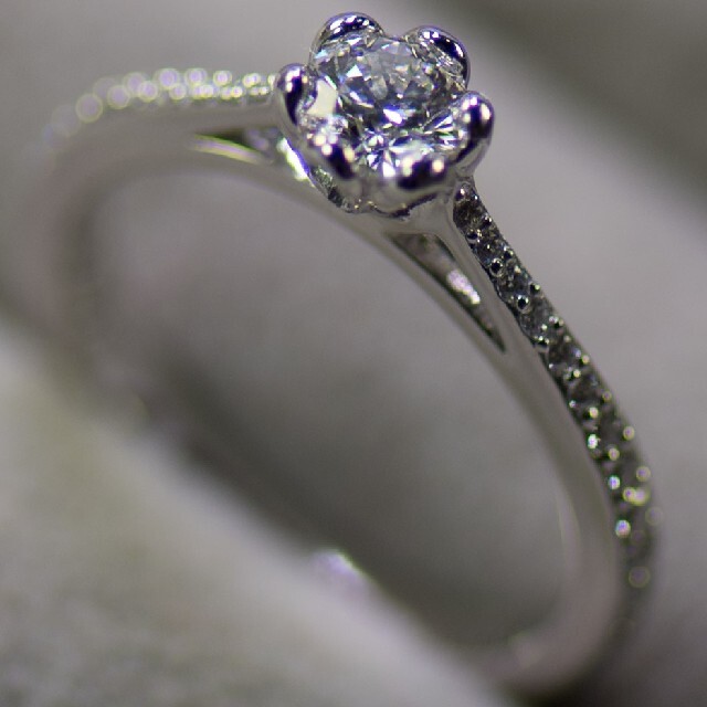 若者の大愛商品 DE BEERS - フォーエバーマーク Pt950 0.26ct 0.15ct 8