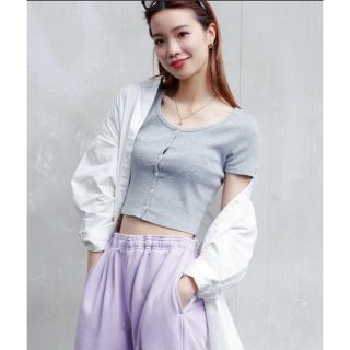 ギャップ(GAP)のGAP  リブクロップド　半袖トップス　(Tシャツ(半袖/袖なし))