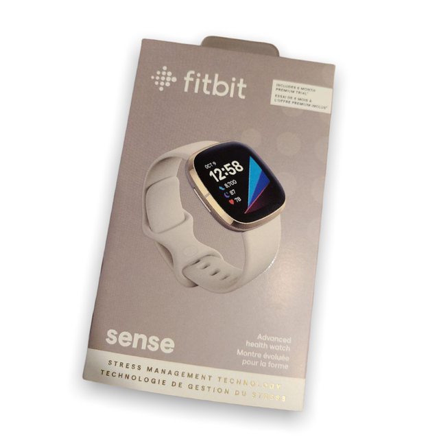 新品同様 猫さん限定fitbit sense2 ルナホワイト kids-nurie.com