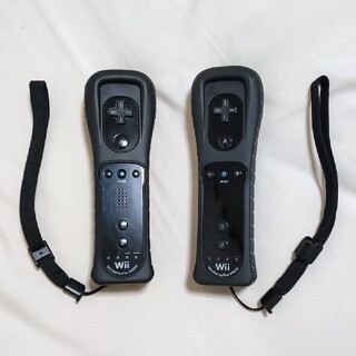 ウィー(Wii)のニンテンドー Wiiリモコン モーションプラスインサイド ブラック ２本セット(家庭用ゲーム機本体)