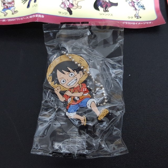 ONE PIECE(ワンピース)のくら寿司　ワンピース　キーホルダー、マグネットセット エンタメ/ホビーのおもちゃ/ぬいぐるみ(キャラクターグッズ)の商品写真