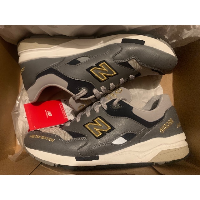 正規品爆買い New Balance 日本限定 27cm new balance CM1600LE 1600 の通販 by 園's  shop｜ニューバランスならラクマ