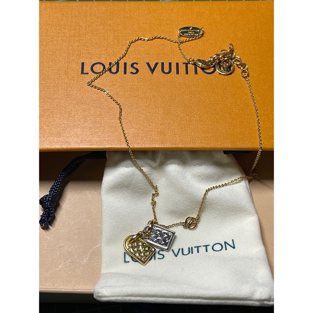 LOUIS VUITTON(ルイヴィトン)の10月1日迄 あゆけけ様専用ページです レディースのアクセサリー(ネックレス)の商品写真