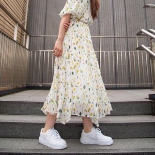 ザラ(ZARA)のplantica ITSDEMOコラボ　花柄スカート　フリーサイズ(ロングスカート)