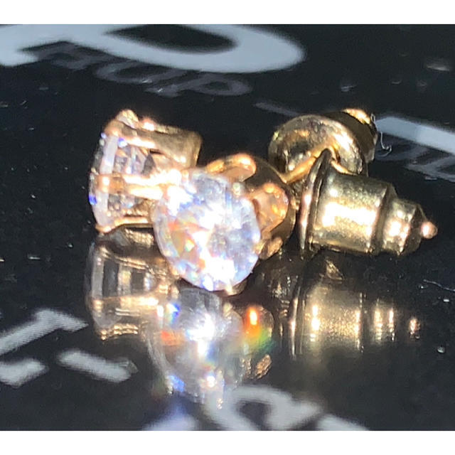 【送料込み】ゴールドコーティングピアス CZダイヤ 通常出品価格 ¥9,999-水晶