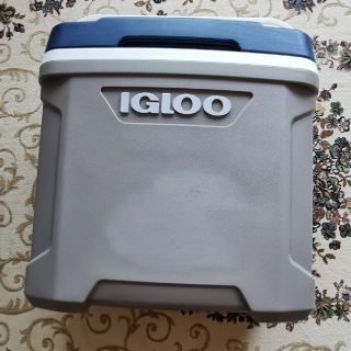 igloo イグルー　クーラーボックス30QT 28L