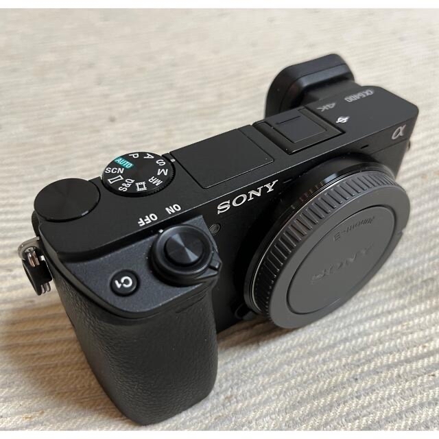 【美品】SONY a6400 ボディー ILCE−6400(B)