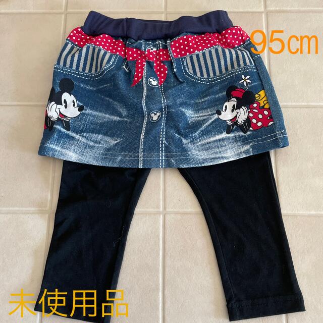 Disney(ディズニー)の【未使用品】ミッキー　ミニー　スカッツ　95㎝ キッズ/ベビー/マタニティのキッズ服女の子用(90cm~)(パンツ/スパッツ)の商品写真