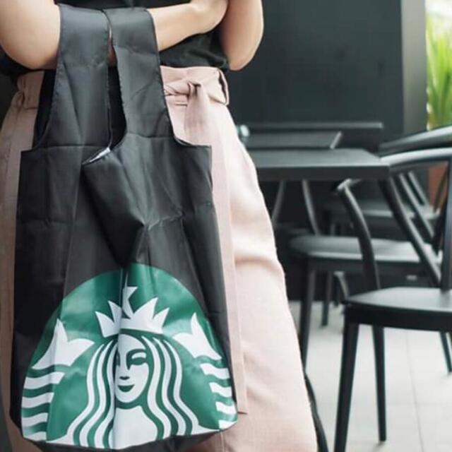 Starbucks Coffee(スターバックスコーヒー)のパークロイヤル様 専用出品 starbucks スターバックス バック4個セット レディースのバッグ(トートバッグ)の商品写真