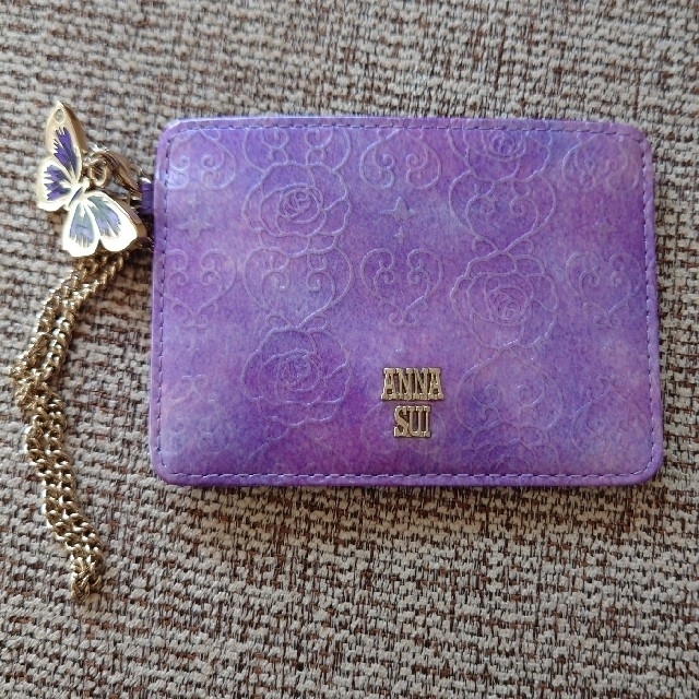 ANNA SUI(アナスイ)のANNA SUI アナスイ☆ローズハートパスケース レディースのファッション小物(パスケース/IDカードホルダー)の商品写真