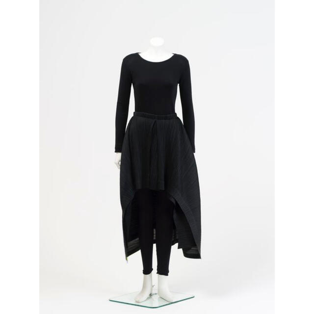 PLEATS PLEASE ISSEY MIYAKE - プリーツプリーズ アーチ デザイン
