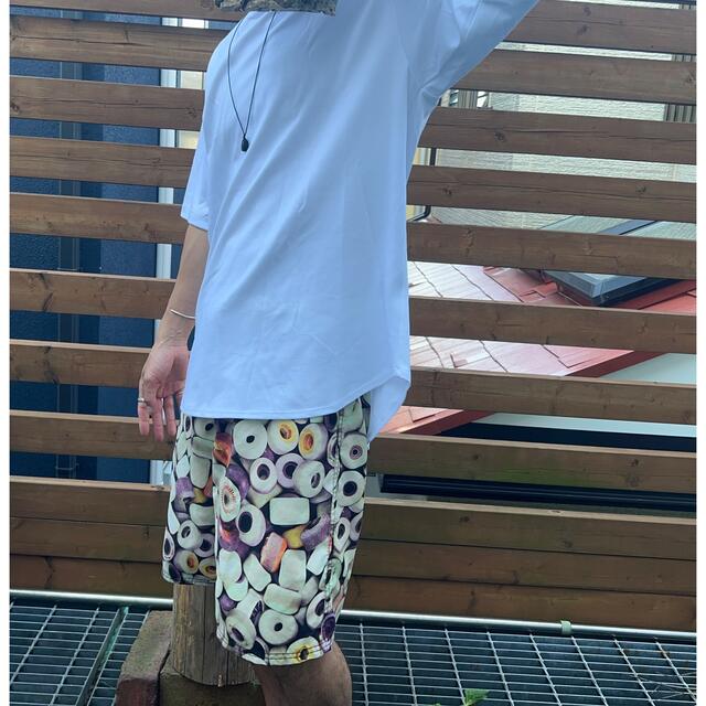 スケボーホイールプリント　ボードショーツ メンズの水着/浴衣(水着)の商品写真