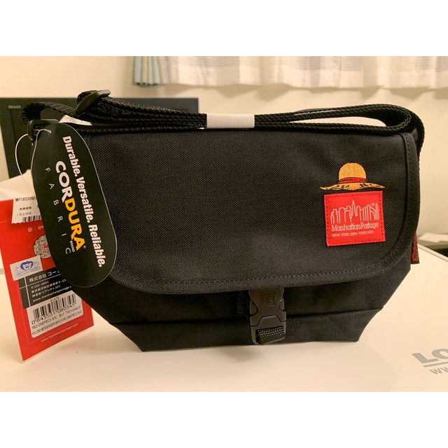 Manhattan Portage(マンハッタンポーテージ)のCasual Messenger Bag ONE PIECE メンズのバッグ(メッセンジャーバッグ)の商品写真