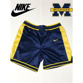 ナイキ(NIKE)のNIKE ナイキ ハーフパンツ ショートパンツ shorts ミシガン カラー (ショートパンツ)