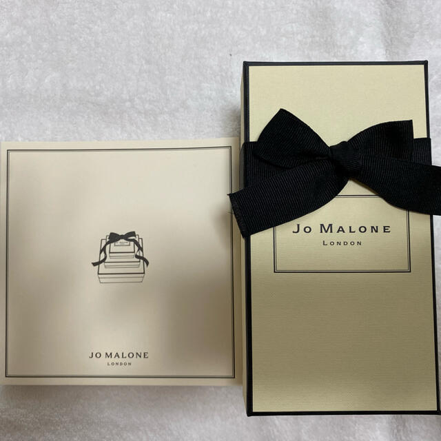 Jo Malone(ジョーマローン)の新品ジョーマローン　イングリッシュペアー&フリージア  ボディ&ハンドウォッシュ コスメ/美容のボディケア(ボディソープ/石鹸)の商品写真