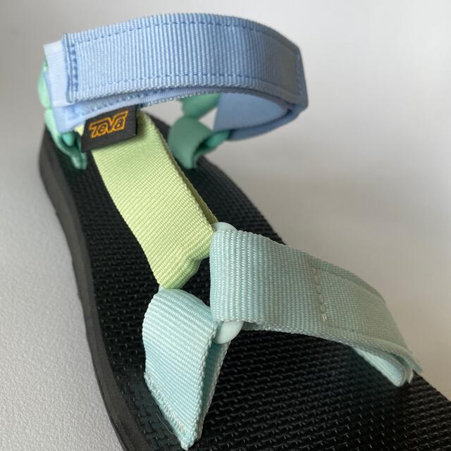 Teva(テバ)のテバ　マルチカラーサンダル　23cm レディースの靴/シューズ(サンダル)の商品写真