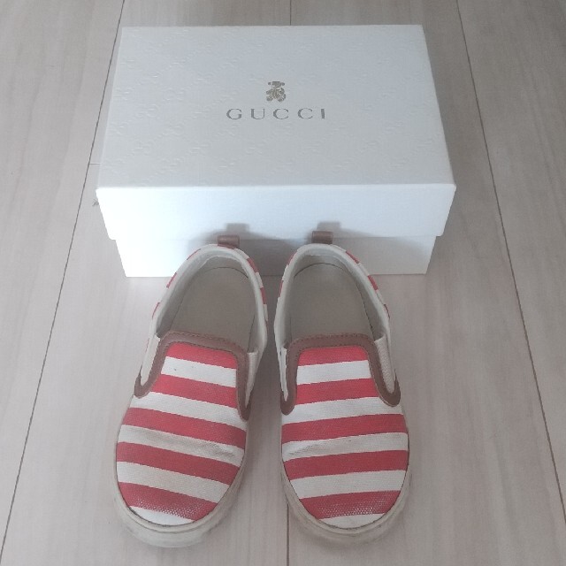 Gucci(グッチ)のGUCCI キッズキャンバス靴 キッズ/ベビー/マタニティのキッズ靴/シューズ(15cm~)(スニーカー)の商品写真