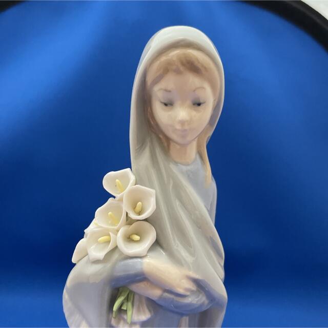 新品本物購入 リヤドロ(LLADRO) ユリを持つ少女 GIRL WITH FLOWERS
